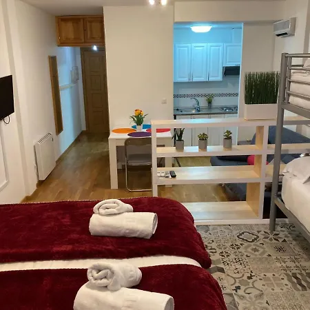 Imeda Estudios Valles Con Parking Apartment
